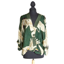 Load image into Gallery viewer, Short Kimono (+)