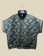 Load image into Gallery viewer, Zip Up Puffer (+)
