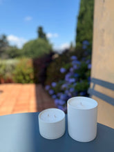 Load image into Gallery viewer, Saltwater Ceramic Candle