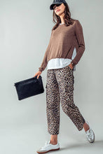 Load image into Gallery viewer, Savanna Cropped Cargo Pants