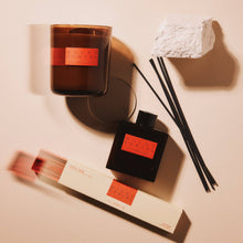 Load image into Gallery viewer, Milky Santal– HI-FI Candle