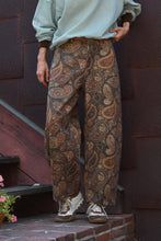 Load image into Gallery viewer, Paisley Print Barrel Leg Pants