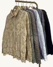 Load image into Gallery viewer, Crochet Lace Blouse (+)