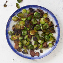 Load image into Gallery viewer, Balsamic &amp; Roasted Onion Veggie Roaster