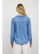 Load image into Gallery viewer, Chambray Collared 3/4 Tab Sleeve Button Down