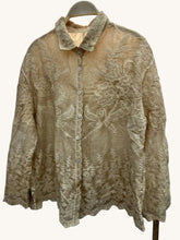 Load image into Gallery viewer, Crochet Lace Blouse (+)