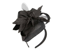 Load image into Gallery viewer, Black Pillbox Fascinator