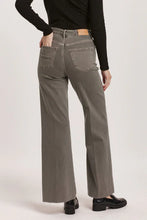 Load image into Gallery viewer, Fiona Wide Leg Jeans - Graphite