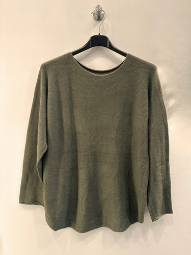Simple Round Neck Sweater