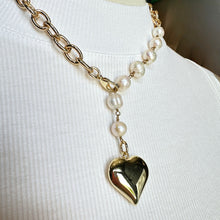 Load image into Gallery viewer, Heart + Pearls Necklace