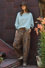 Load image into Gallery viewer, Paisley Print Barrel Leg Pants