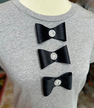 Load image into Gallery viewer, Bows Tee