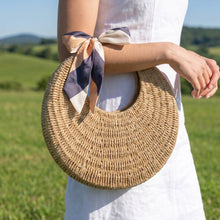Load image into Gallery viewer, Round Woven Straw Bag