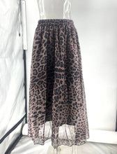 Load image into Gallery viewer, Leopard Print Tulle Overlay Midi Skirt